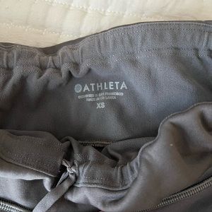 never worn xtra small fleeced lined athleta leggings color:grey